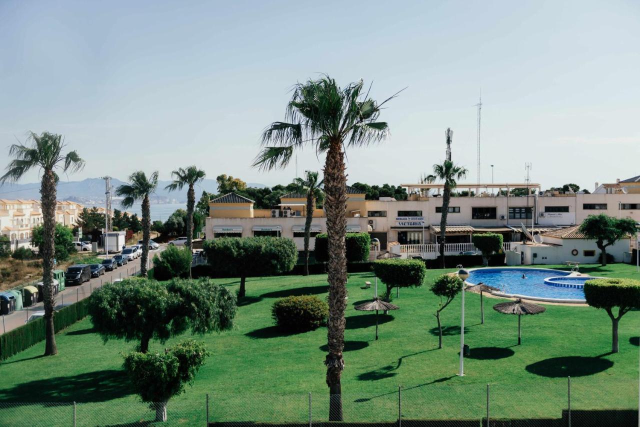 Stunning 2 Bedroom Apartment With Pool View Alicante Exterior foto