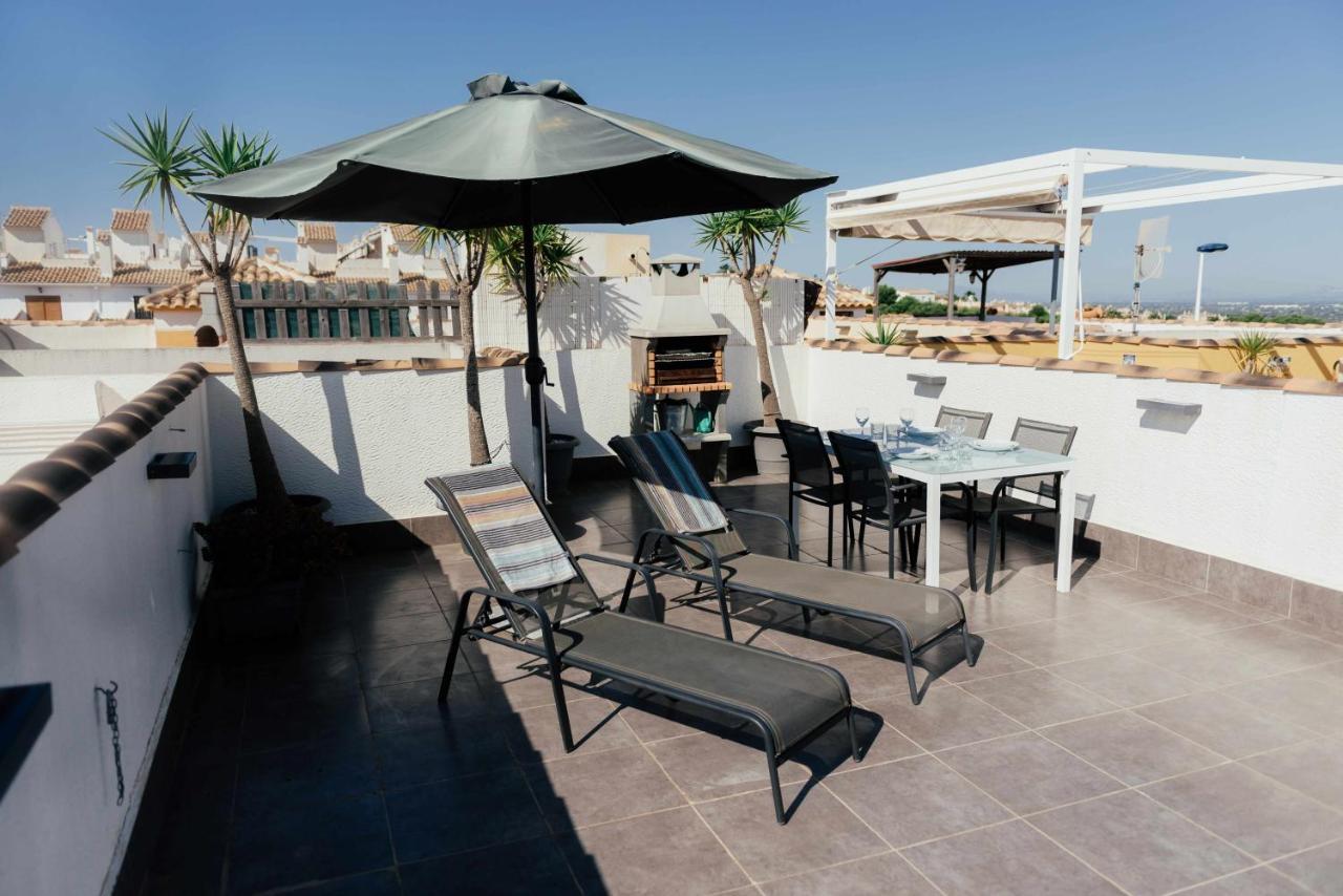 Stunning 2 Bedroom Apartment With Pool View Alicante Exterior foto