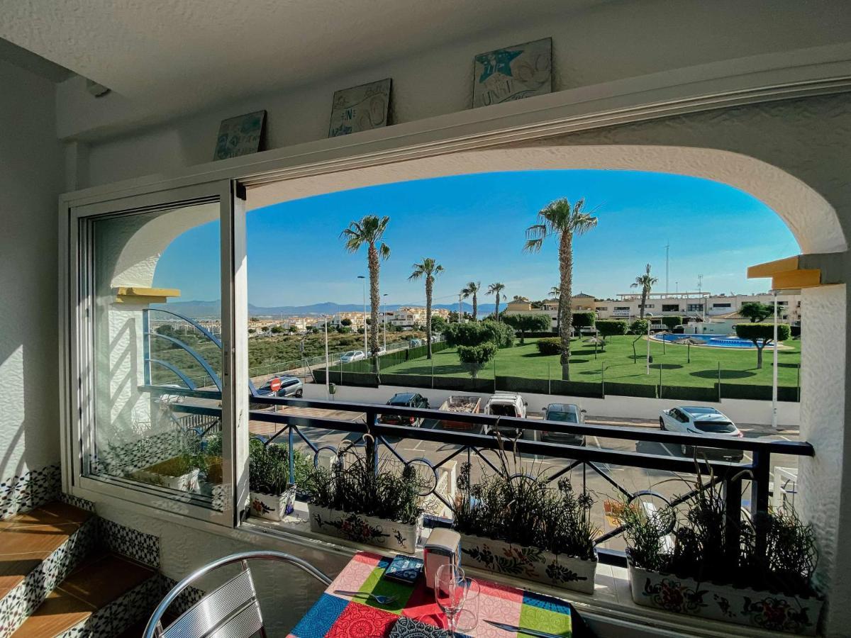 Stunning 2 Bedroom Apartment With Pool View Alicante Exterior foto